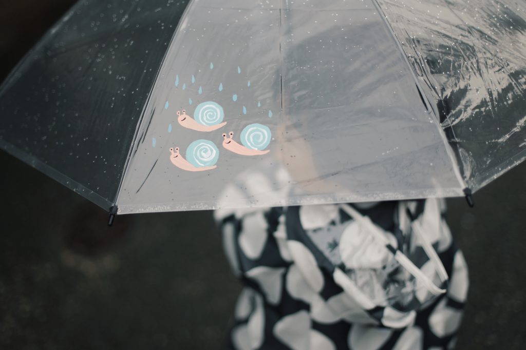 雨の日も楽しくなる おえかきビニール傘 つづる